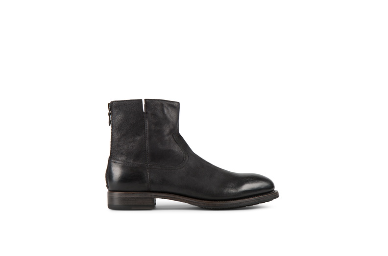 21620111BLK 1