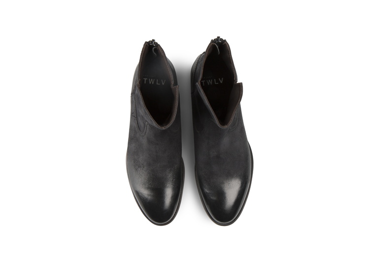 21620111BLK 4